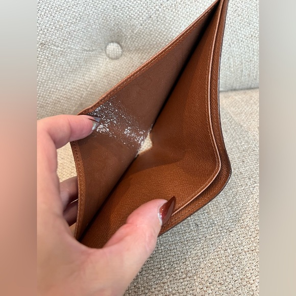 SALE ⏰ Louis Vuitton Monogram Bifold Wallet - Picture 4 of 12